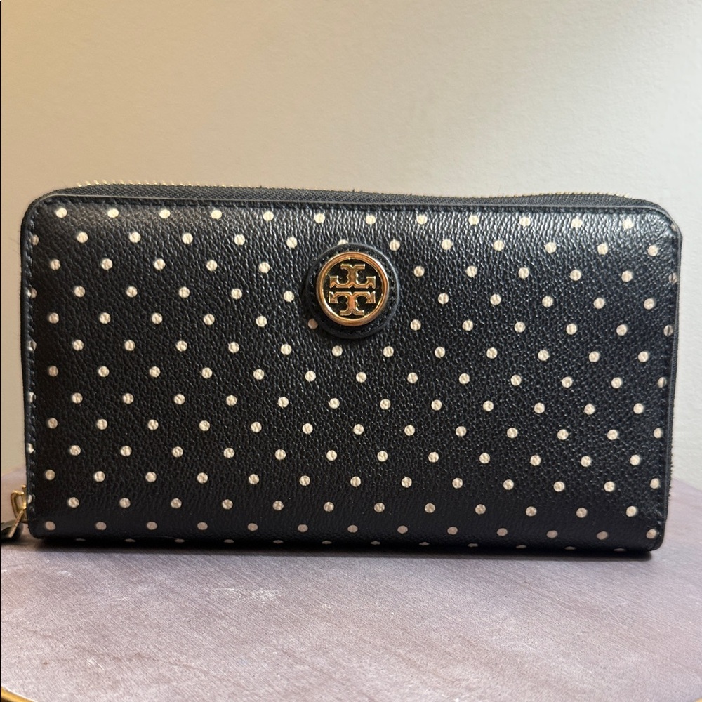 Tory Burch Kerrington Black Viva Dot Mini Printed Zip Around Continental Wallet